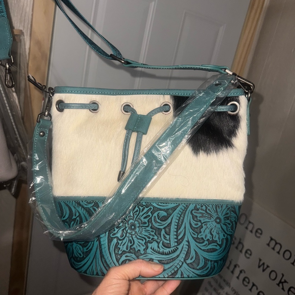 Montana West Teal and White Crossbody Bag